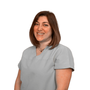 Alice Cecconi assistente alla poltrona ASO nello studio dentistico a Pistoia