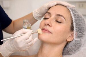 Ringiovanimento viso a Pistoia con biostimolazione per pelle più tonica e luminosa